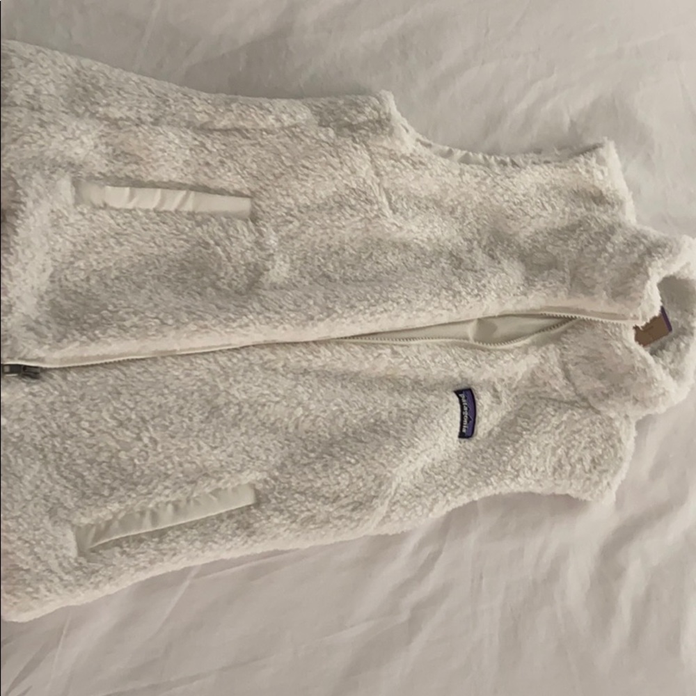 White Fluffy Patagonia Vest
